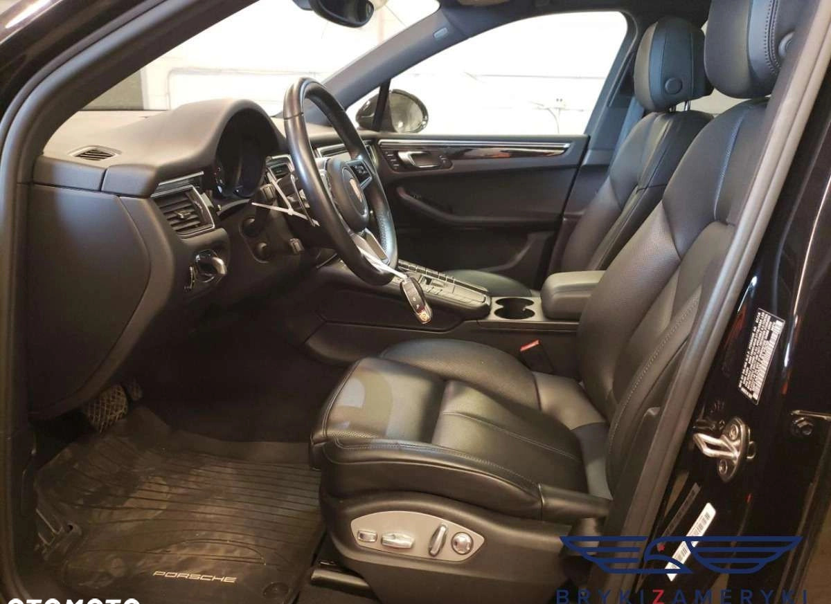 Porsche Macan cena 83200 przebieg: 54872, rok produkcji 2018 z Stepnica małe 56
